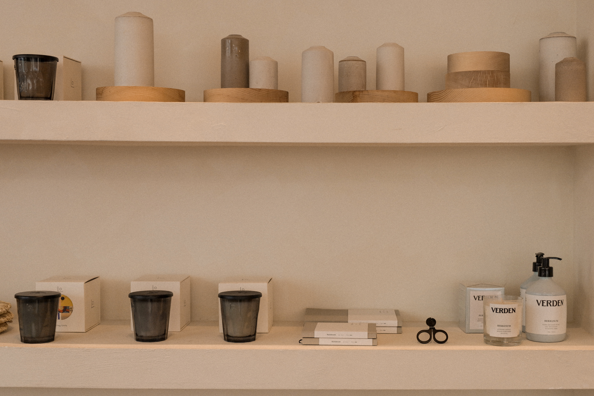 Workshop Living Simply, Brighton UK. Fotografia produktowa: Magda Krzywosińska