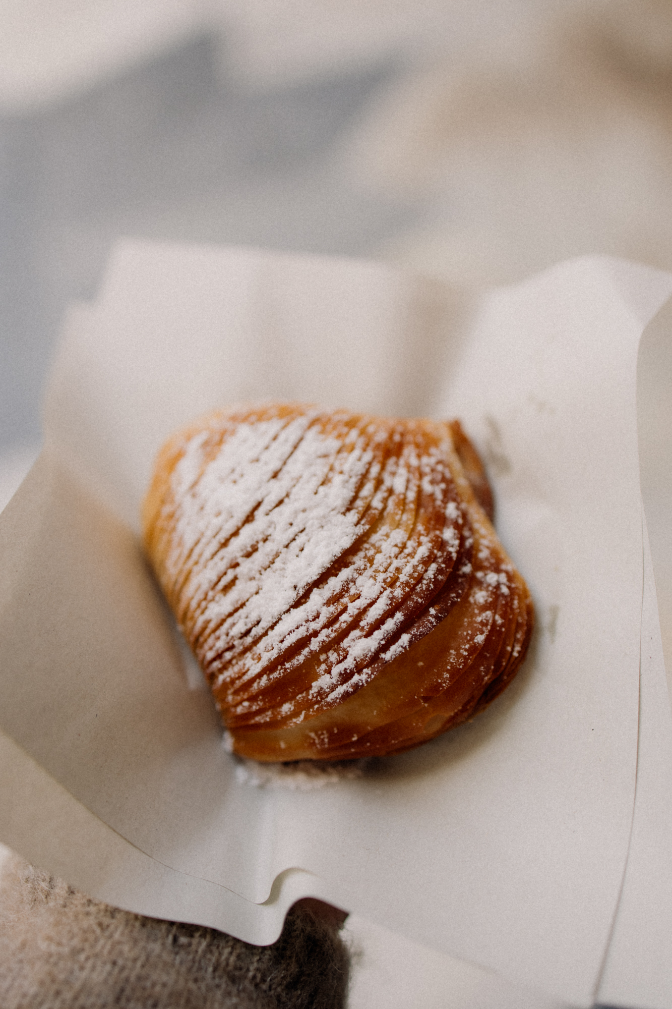 Sfogliatella riccia. Przysmak Neapolu. Foto: Magda Krzywosińska